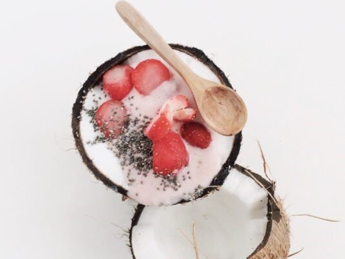 Coconut & Chia Breakfast Pudding: A Nutritious Morning Meal