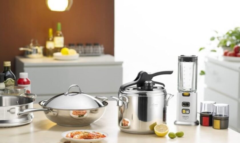Small Kitchen Appliances: Essential Tools for Every Cook