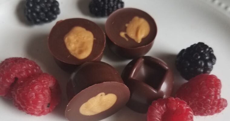 Decadent Low-Sugar Chocolate Bon-Bons: A Sweet Treat with Less Guilt