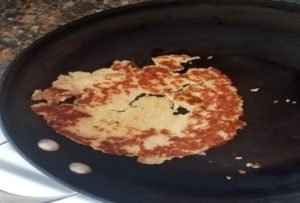 Low Karb Keto Flour tortilla result - low-carb baking disappointment.