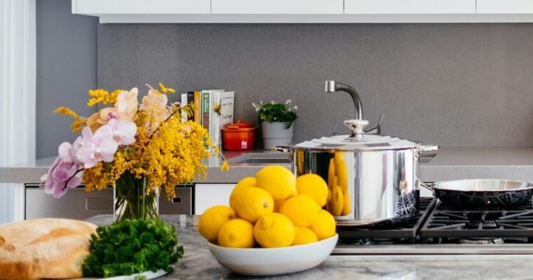 15 Must-Have Kitchen Tools for Quick and Healthy Cooking